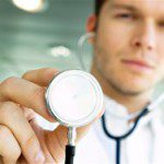 Намалява броят на личните лекари и на денталните медици