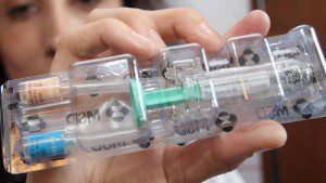  Д-р Д. Петров: Четири от компонентите за ваксините от завод без лиценз за добра медицинска практика