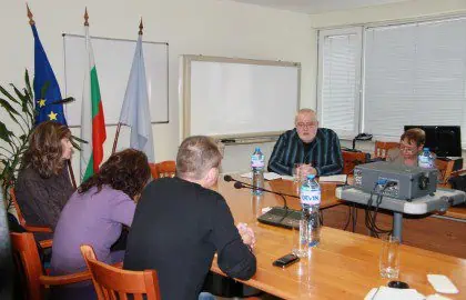 Здравната каса е дала болници на прокурор