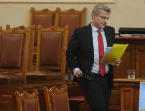 Tруд онлайн Москов упълномощен да внася от турските ваксини, дарява 1 млн. от нашите БЦЖ