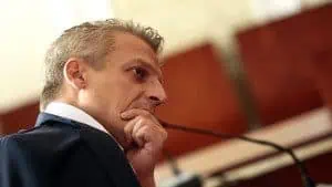 Здравният министър ще докладва в НС за ваксините два пъти годишно