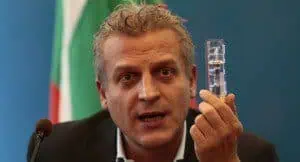 Нов скандал тресе държавата! Ахчиева с нови сензационни разкрития за ваксините и мръсните сделки между България и Турция!