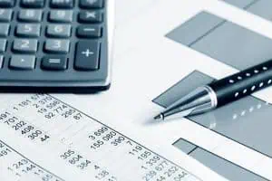 Остойностяването на клиничните пътеки няма да стане бързо, заяви министър Москов