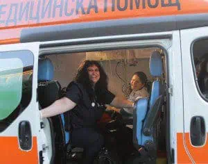 Министър Москов обеща на спешните медици