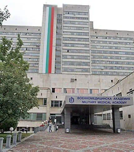 Кризисен щаб на ВМА ще ни пази от зарази, пренасяни от бежанци