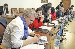 Болни могат да си наемат личен санитар