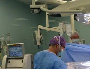 Обучават лекари от страната на иновативна интраоперативна химиотерапия