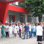Работещите в частните болници също готвят протести
