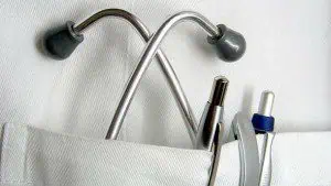 Общопрактикуващите лекари прекратяват ефективните си протести от понеделник