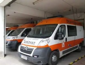 След като плати на "Пирогов", здравното министество се похвали и с пари за Спешна помощ