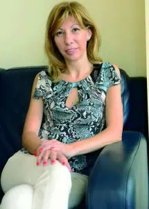 Д-р Тияна Николовa