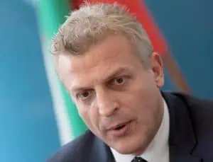 Москов не си призна, че той носи отговорността за парите във Фонда за лечение на деца