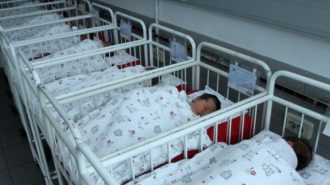 Родители в София ще могат да гледат онлайн новородените си бебета
