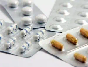 Фармацевтичният съюз препрати към КЗК заради милионите от фармацевтични компании към български лекари 