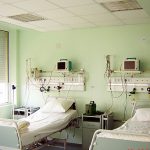 С до 90% ще бъдат орязани болничните легла в общинските и частните болници