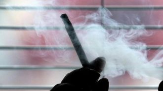 В МЗ мислят за по-строги мерки срещу пушенето на закрито