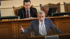 Нелицензиран медицински център години наред “лекувал” рак в София