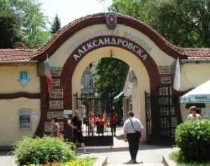Циклотронът на Александровска произвежда първите дози изотоп днес