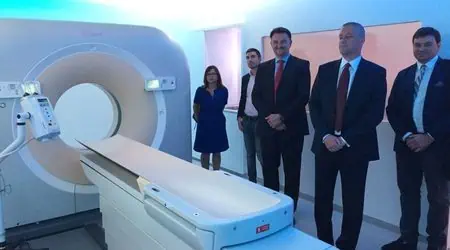 Лукарски и "Филипс" проучват има ли условия за център за адронна терапия в България