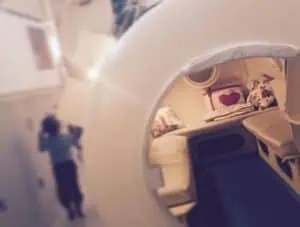 Барокамерата помага на деца с умствено изоставане