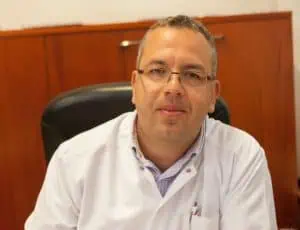 доц. д-р Иван Костов