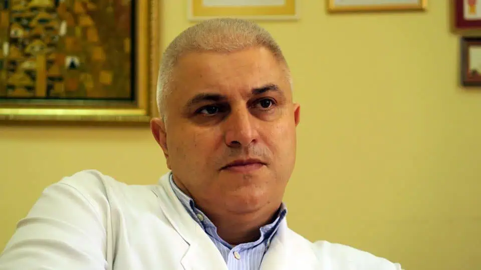 Проф. Ивайло Търнев Проф. Ивайло Търнев