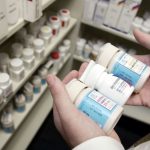 Правителството отложи въвеждането на таван за доплащане на лекарства