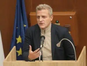 Москов подписа с Румъния споразумение за договаряне на отстъпки на скъпоструващи лекарства