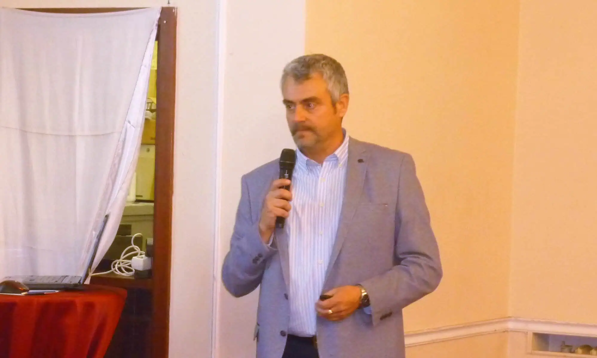 Д-р Георги Миндов Д-р Георги Миндов