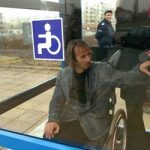 Какви са правата на хората с увреждания при полет