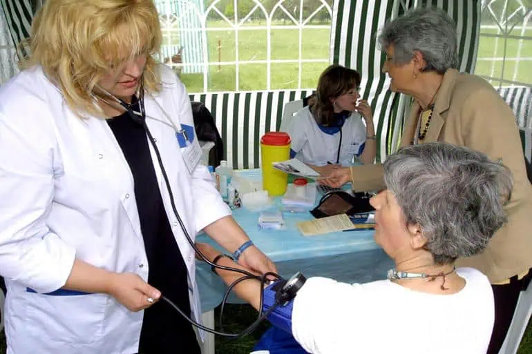 Хипертония и болки в гърба мъчат всеки 4-и нашенец Хипертония и болки в гърба мъчат всеки 4-и нашенец