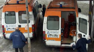 Парамедици поемат обажданията за линейки