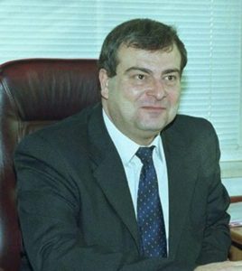 д-р Димитър Петров