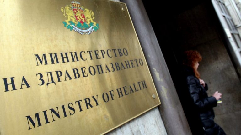 А. Кундурджиев: Няма да има спрени обществени поръчки в здравното министерство