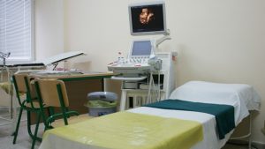 България отделя най-голям процент от парите за здравеопазване за плащания към търговците на дребно
