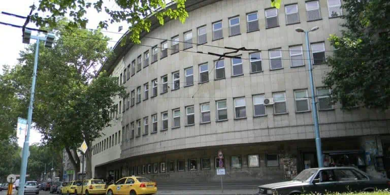 Лекарите от МБАЛ „Св. Мина“-Пловдив не получават възнаграждени за полагания труд