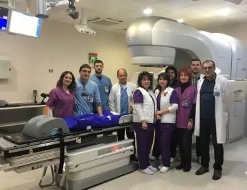 Уникална за България радиохирургична техника спасява животи в Панагюрище