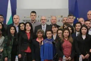 Отличиха ромски лекари, студенти и заети в здравеопазването по повод Международния ден на ромите и Деня на здравето и здравните професионалисти