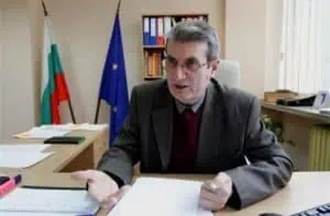 Електронното здравеопазване ще наруши интереси, затова се бави 