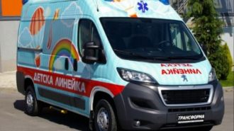 Проф. Николай Петров: Не са необходими специални педиатрични линейки за транспортиране на новородени