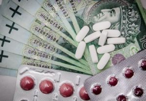 МЗ и НЗОК вдигнаха „мерника“ на разходите за лекарства