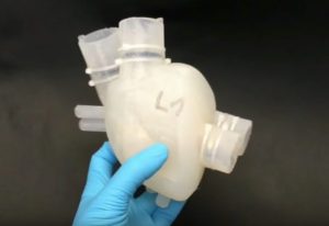 Изследователи използват 3D-принтер за създаването на изкуствено сърце