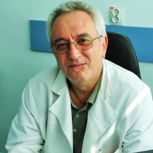 Д-р Михаил Абаджиев, началник на клиниката по урология в УМБАЛ „Св. Анна“: Българинът е с камъни в бъбреците, защото не пие вода
