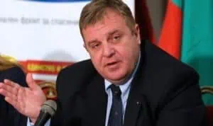 Каракачанов: Цели села с бебетата имат ТЕЛК