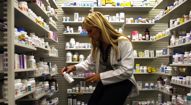 Има риск пациентите да започнат да доплащат за скъпоструващи лекарства, които сега са безплатни