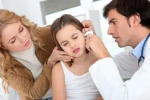 Грипът удря и в ушите