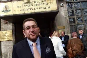 Проф. Асен Дудов, Национален консултант по медицинска онкология: Ракът на дебелото черво удря най-често след 60 години