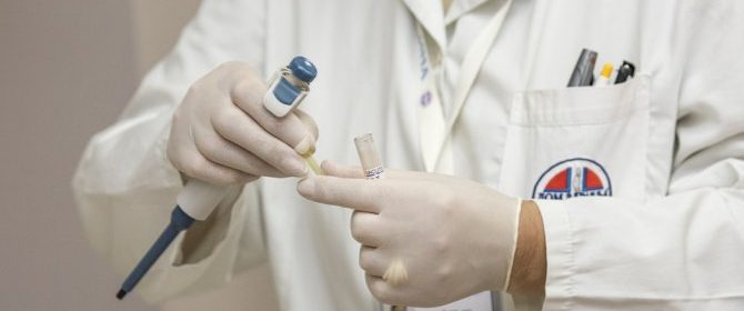 Учени успешно тестваха противоракова ваксина на базата на киселина