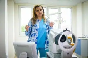 10 души с катаракта вече са с възстановено зрение по проект на МУ-Варна