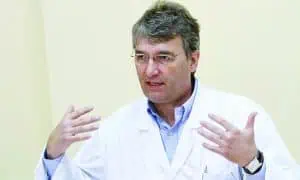 Проф. д-р Лъчезар Трайков: Многочасовото стоене пред телевизора и компютъра ни докарва Алцхаймер